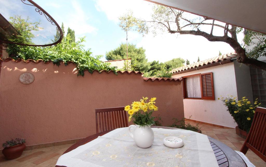 Apartments Villa Lucu Rovinj Extérieur photo