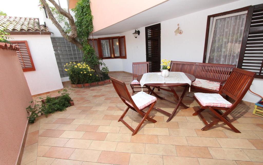 Apartments Villa Lucu Rovinj Extérieur photo