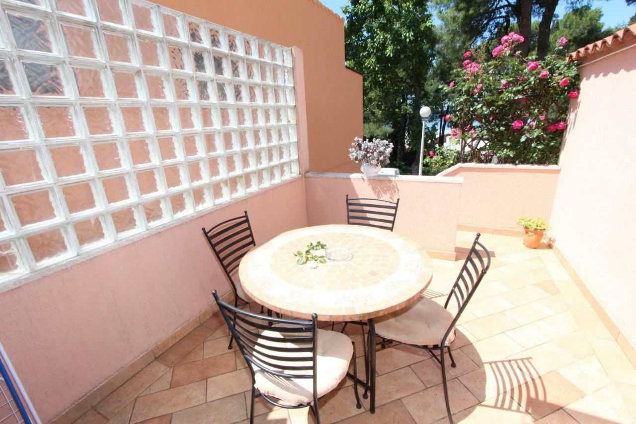 Apartments Villa Lucu Rovinj Extérieur photo
